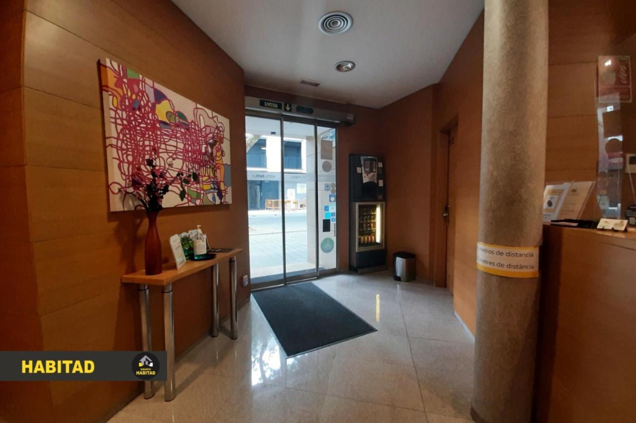Hostal Rambla Sant Boi de Llobregat Exterior photo
