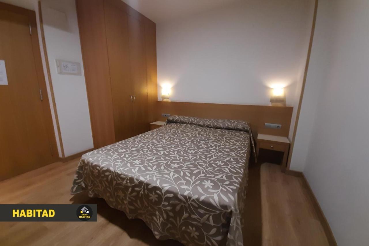 Hostal Rambla Sant Boi de Llobregat Exterior photo