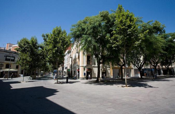 Hostal Rambla Sant Boi de Llobregat Exterior photo